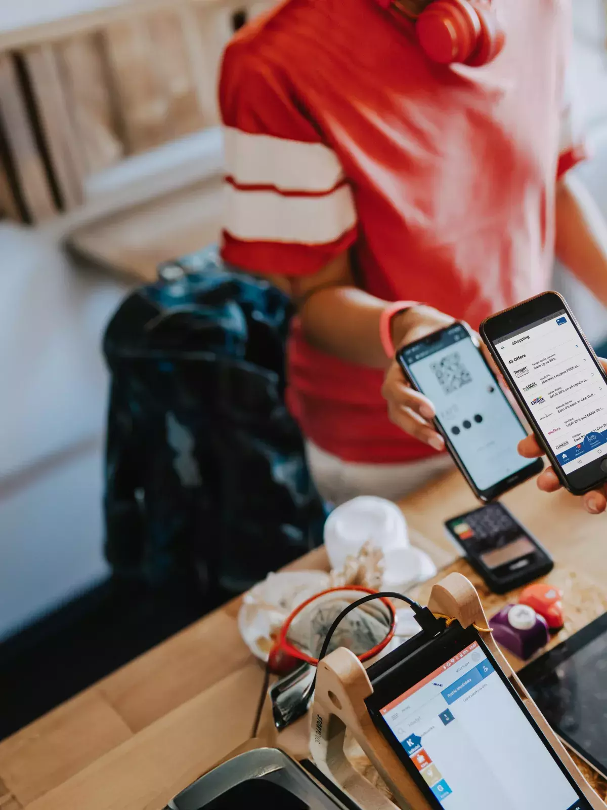 CAA member using app to get discounts on retail purchases. 