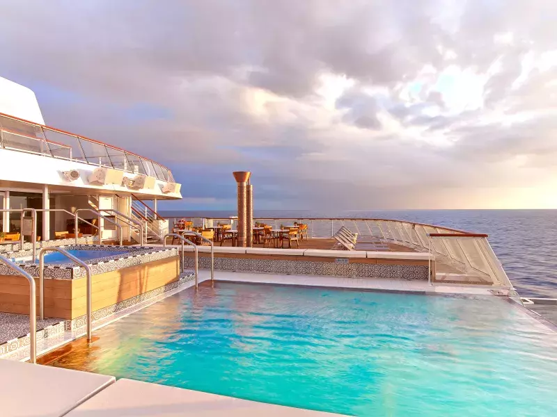 A pool on the roof of cruise ship